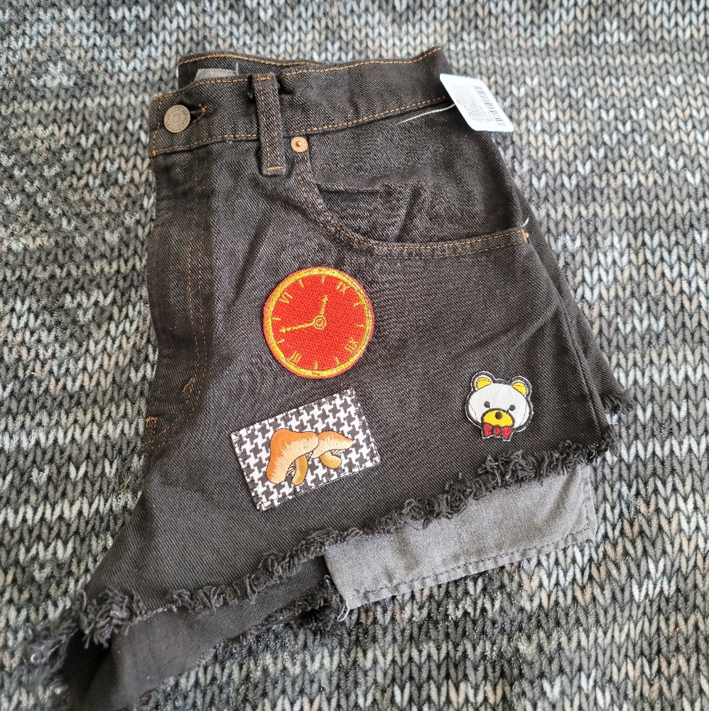 LEVIS SHORTS
